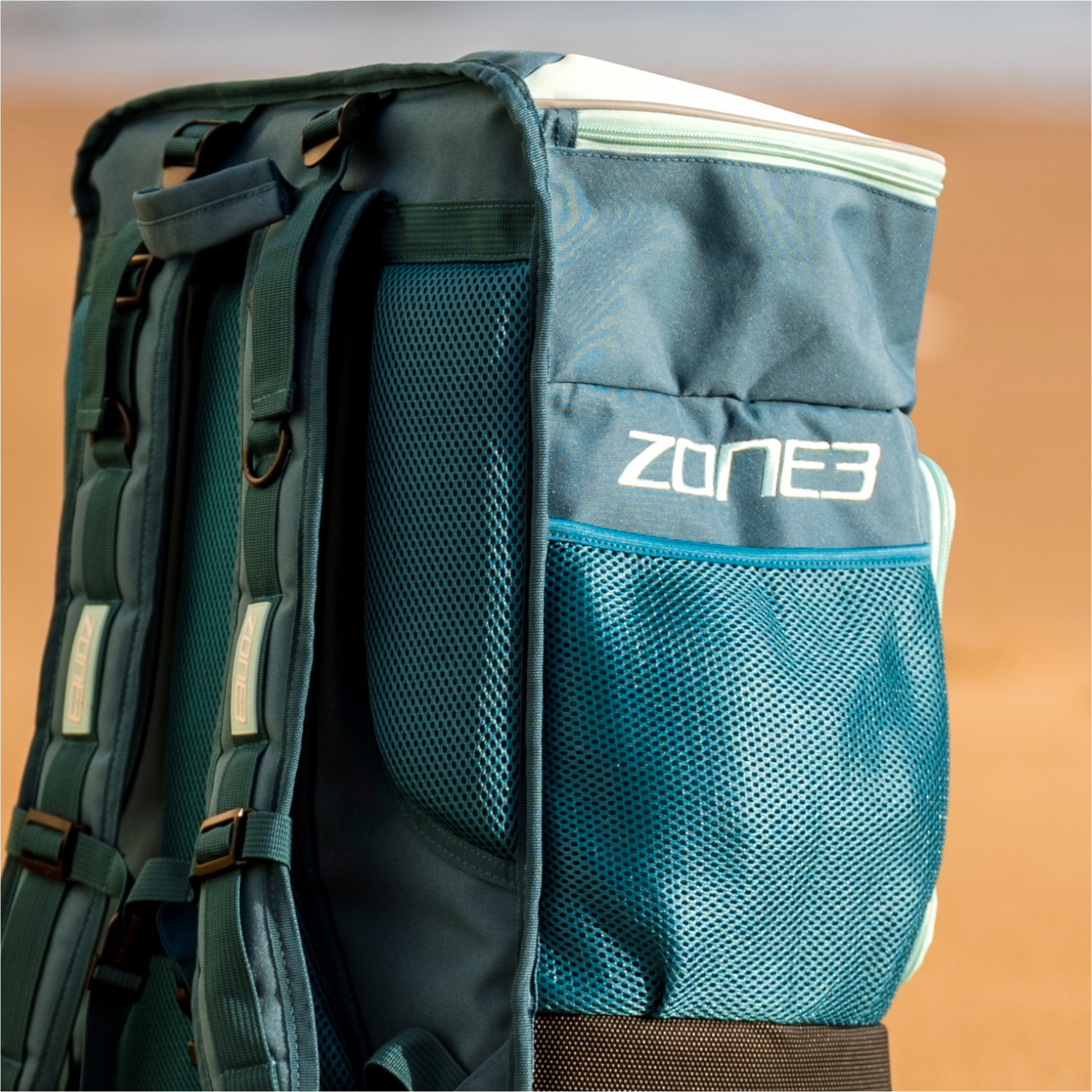 2026 ZONE3 Transition Backpack RA26TRANB127 - Teal / Sky